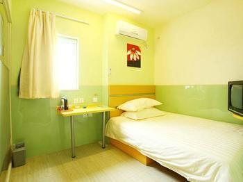 Home Inn Shanghai Shibei Industrial Park Changzhong Road Metro Station Baoshan (Yunnan) Exterior photo